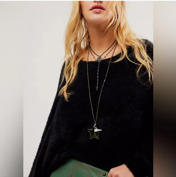 NWT Free People Harrison Bunny Crew Sweater Black Oversized S - Picture 4 of 6